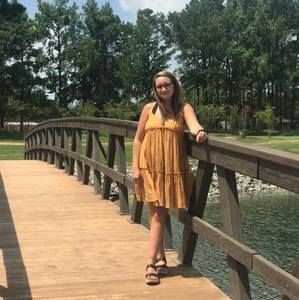 Meet your Posher, Hailey